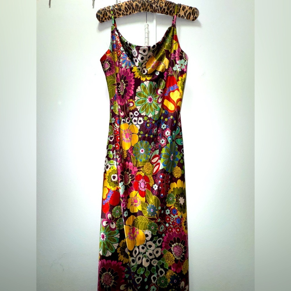 Emma & Michele Satin Floral Kalediscope Slip Dress Medium